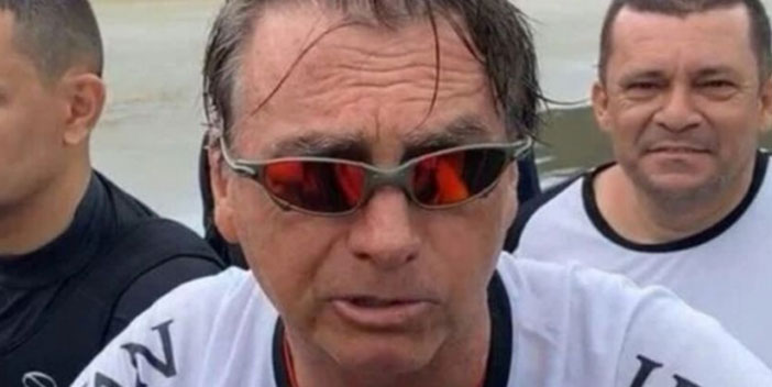 Gastos de Bolsonaro com cartão corporativo e apontam exageros em hotéis de luxo